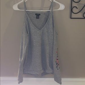 Floral cut out shoulder shirt